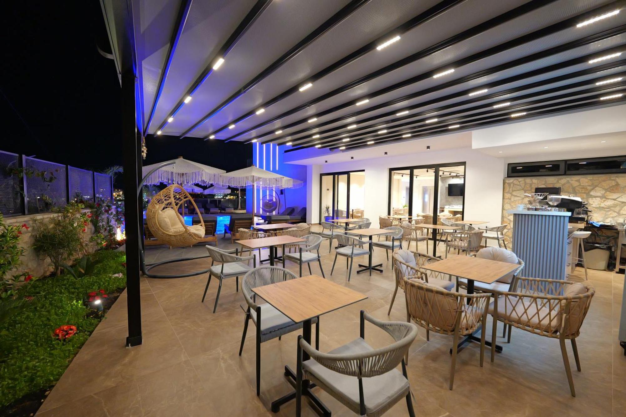 Ori Mare Hotel คซามิล ภายนอก รูปภาพ