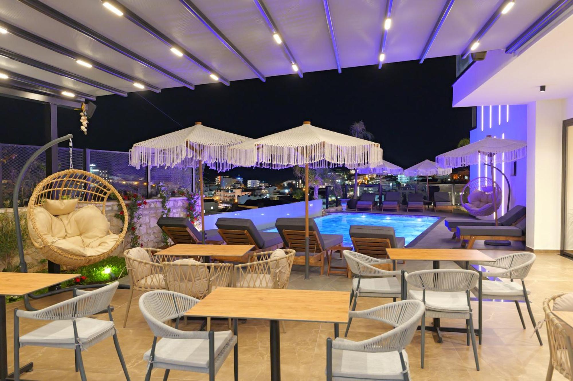 Ori Mare Hotel คซามิล ภายนอก รูปภาพ