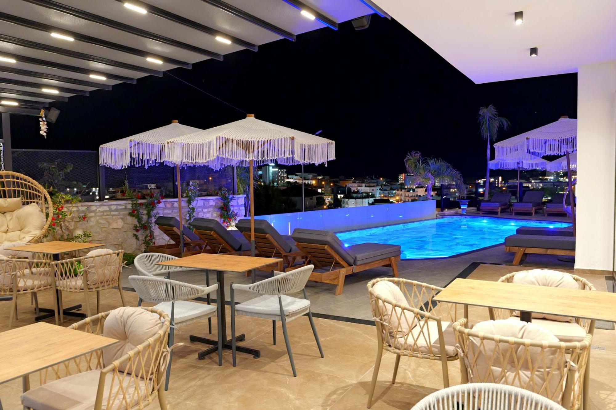 Ori Mare Hotel คซามิล ภายนอก รูปภาพ