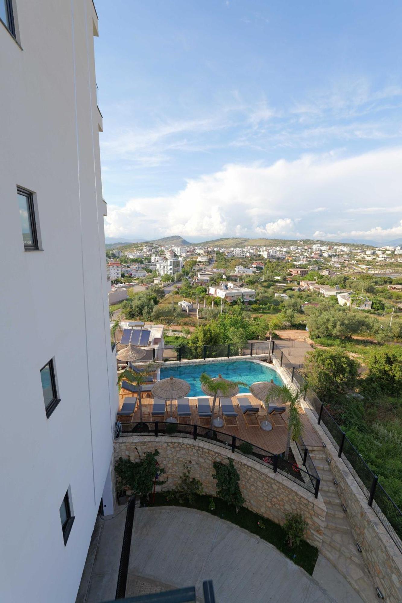Ori Mare Hotel คซามิล ภายนอก รูปภาพ